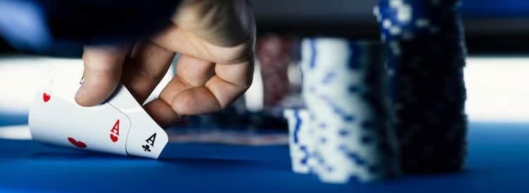 Online Poker im Casino spielen