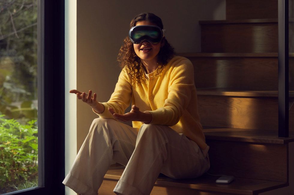 Apple Vision Pro viser brukerens øyne. Kilde: Apple