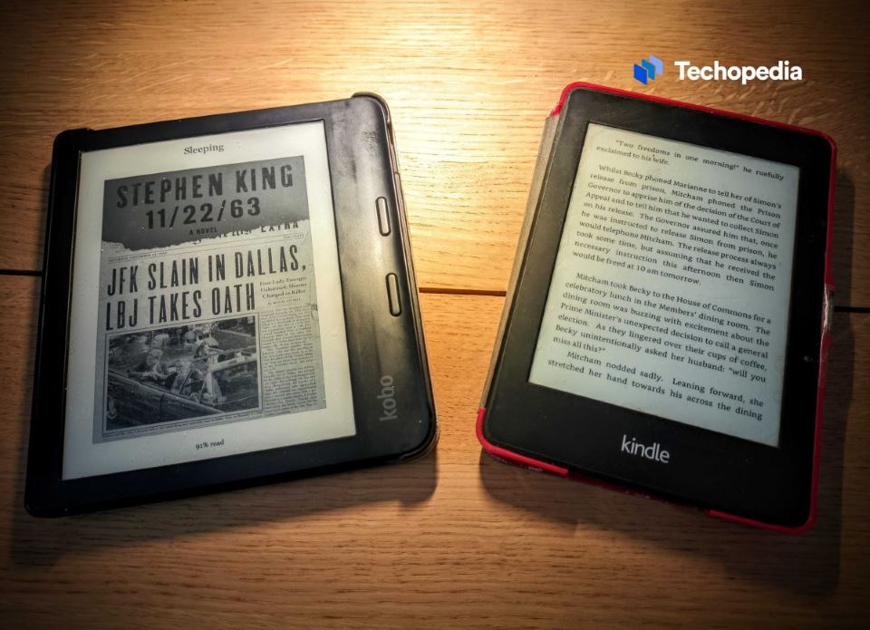 Kobo Libra 2 og Kindle Paperwhite 