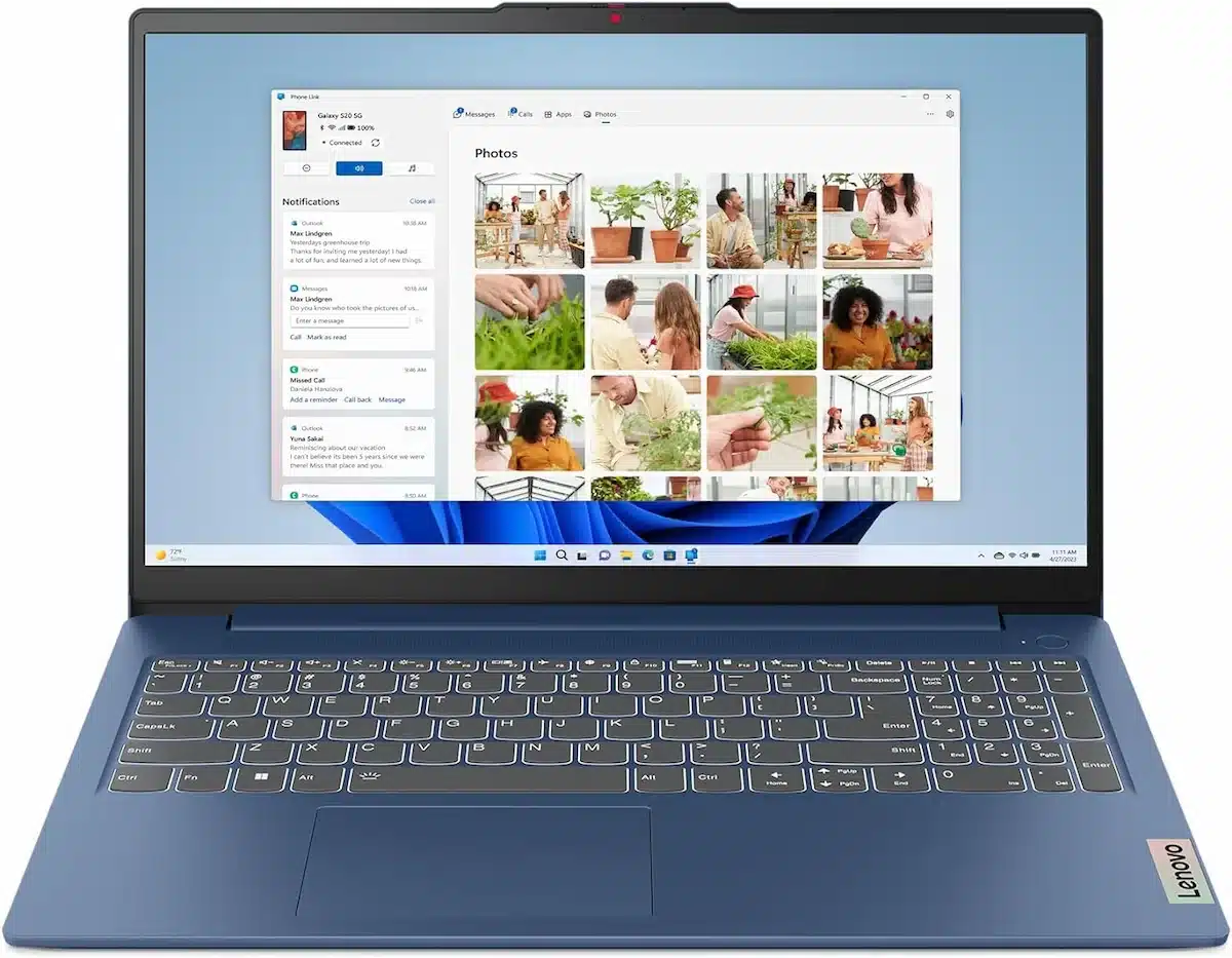 Lenovo Ideapad Slim 3 bärbar dator med blå finish och ren design.