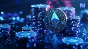 Ethereum-mynt staplade brevid spelmarker på ett digitalt bord.