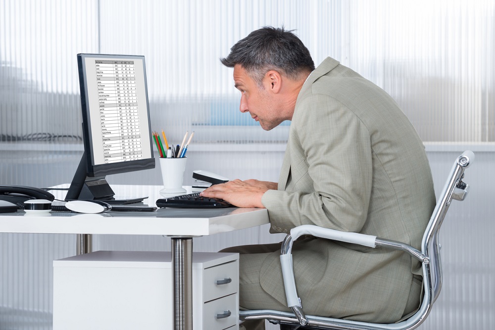 Beat Injuries With These 4 Computer Ergonomics Tips