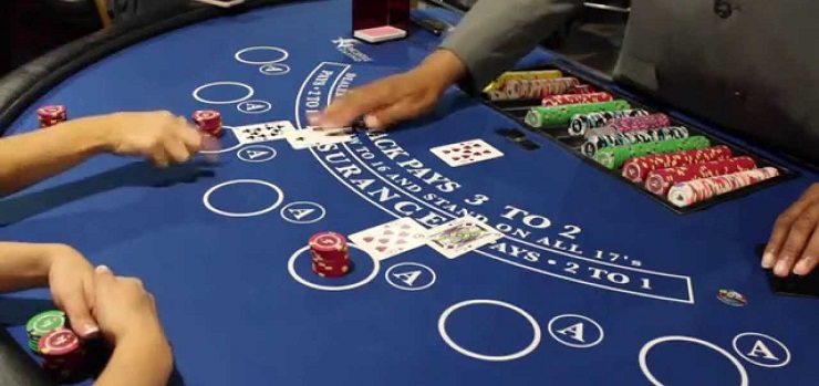 How to Play Blackjack 2023 - Casino Etiquette & Tips