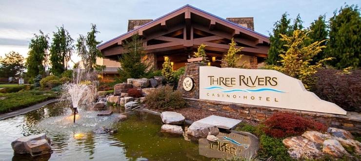 Three Rivers Casino Resort in Oregon