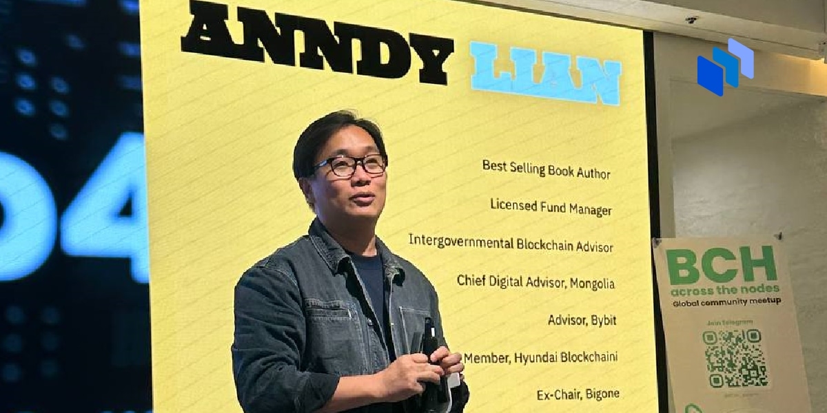 Anndy Lian speaking at the BCH Seoul meetup