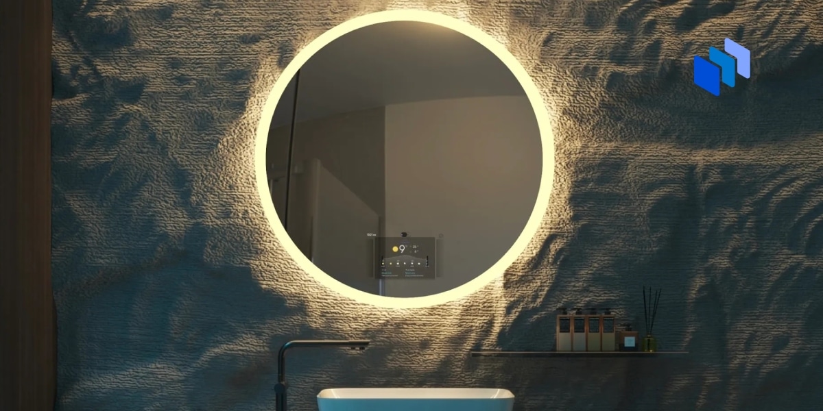 A Smart Mirror at CES