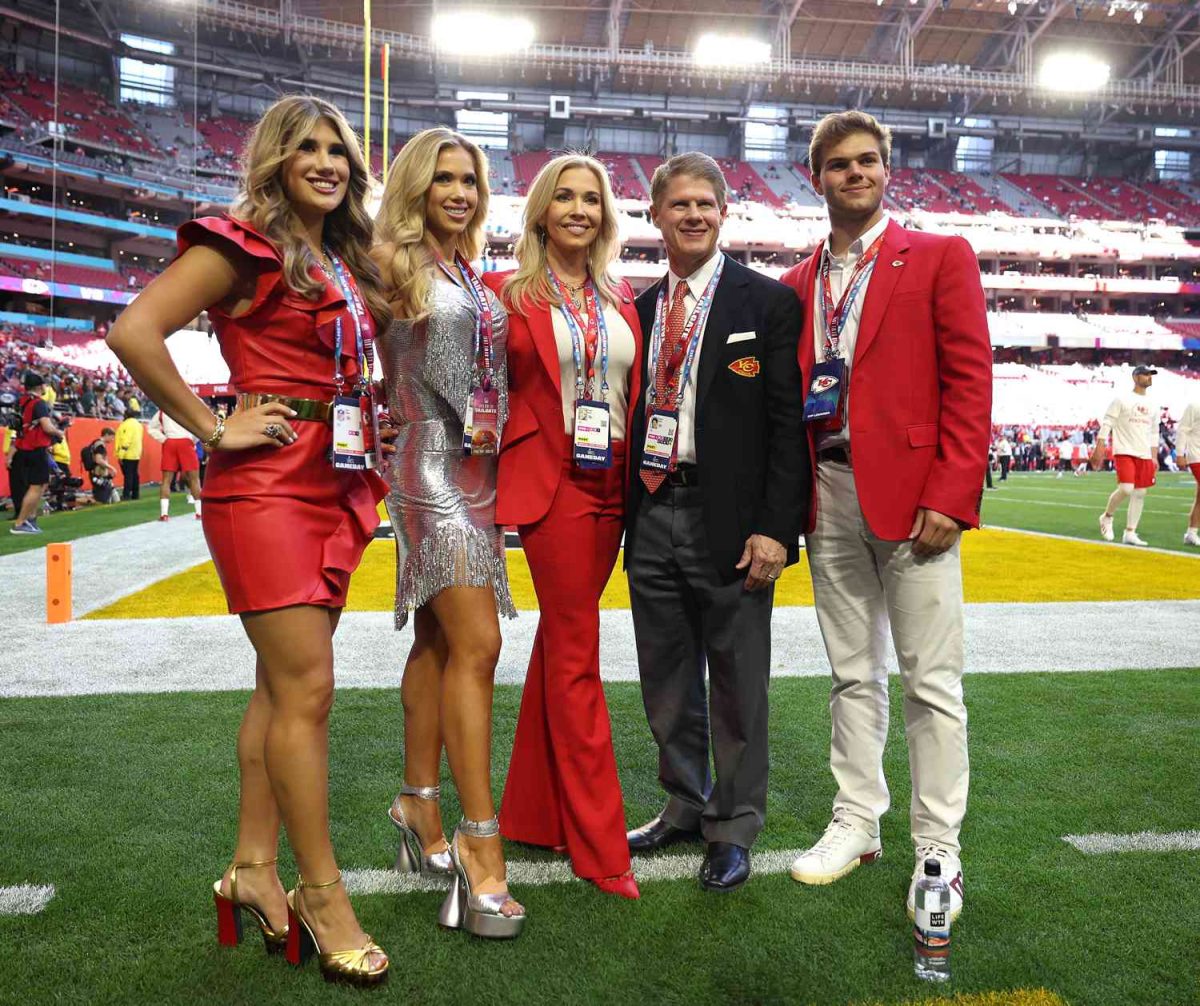 Who Are The Richest NFL Team Owners?