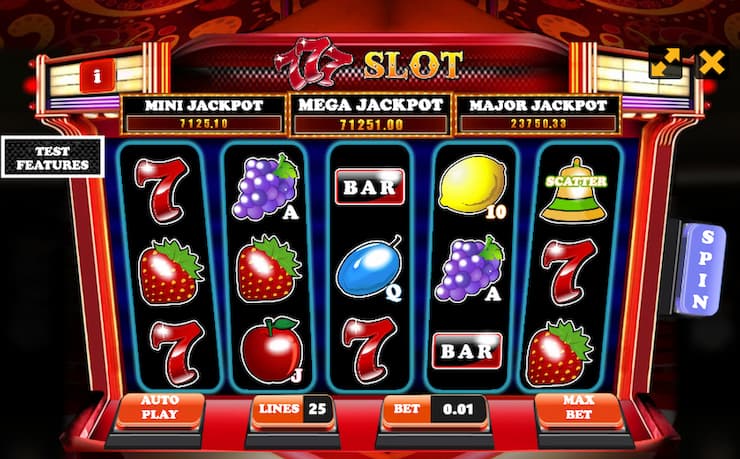 777 Slot Reels and Buttons