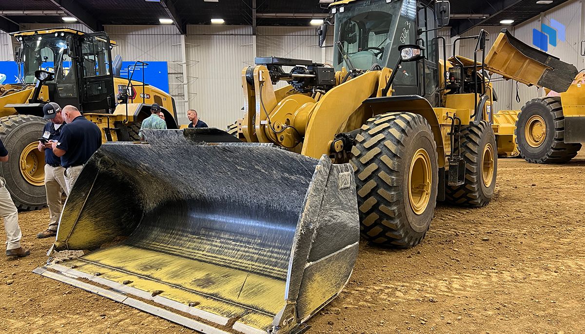 Caterpillar Cat 950 GC electric loader prototype