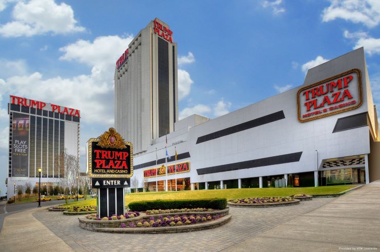 trump plaza hotel akio kashiwagi