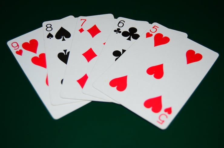 What is a Straight in Poker