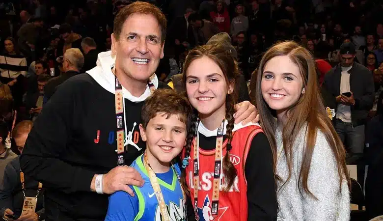 Mark Cuban WIth His Children