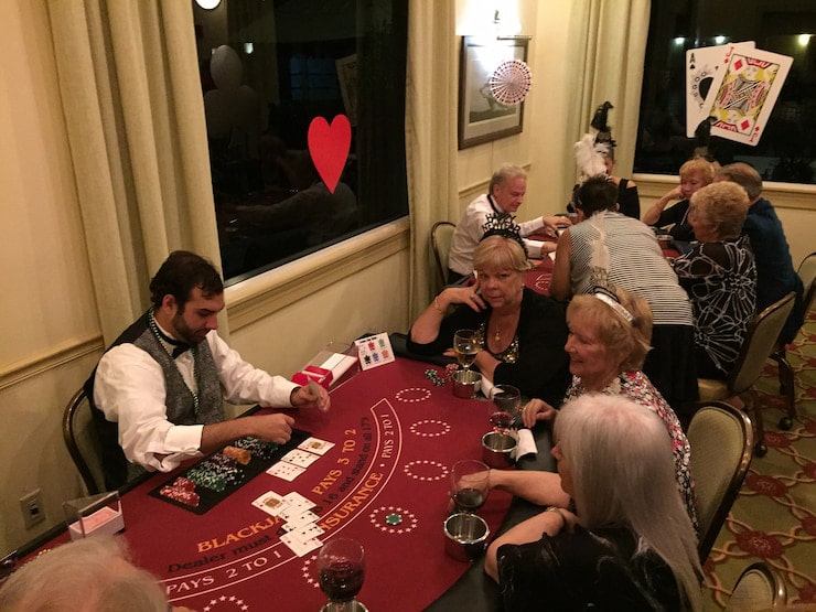 how to deal blackjack - live blackjack game