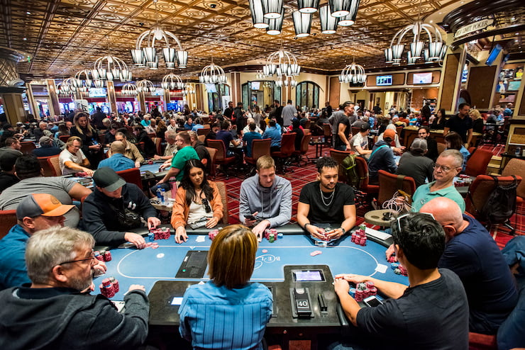 what is under the gun in poker? poker tournament table