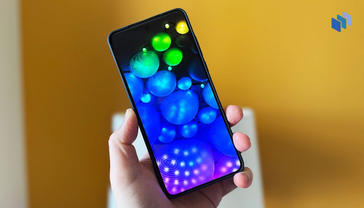 The OnePlus 13 also has the industry’s first DisplayMate A++ rating for the display