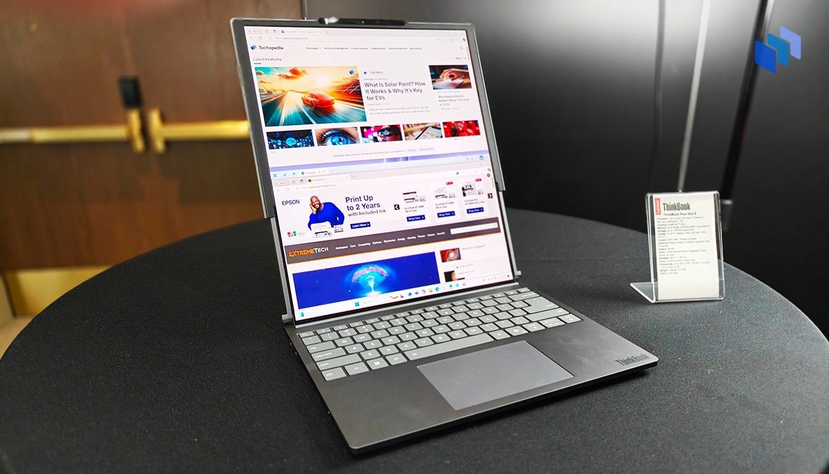 Twice the screen: The Lenovo ThinkBook Plus Gen 6 is ready to roll out. 