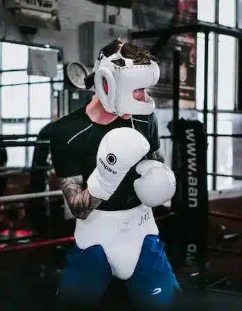 Lee Gormley is sparring gear