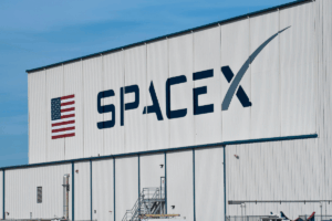 SpaceX Stock Takes a Breather After Historic IPO Rollout | This Week in IT