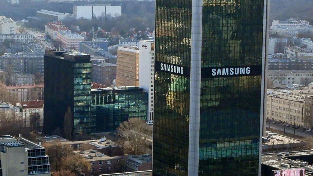 Samsung Brings Health Assistant, Credit Card Offerings to US | Techopedia Consumer Report